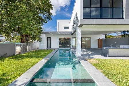1904 SW 22nd Ter, Miami, Florida 33145