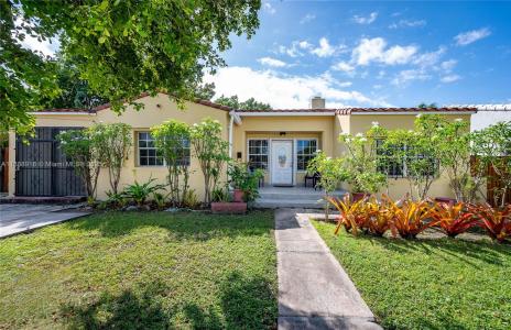 862 NE 82nd St, Miami, Florida 33138, USA