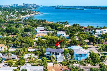 109 Arlington Place, West Palm Beach, Florida 33405, USA