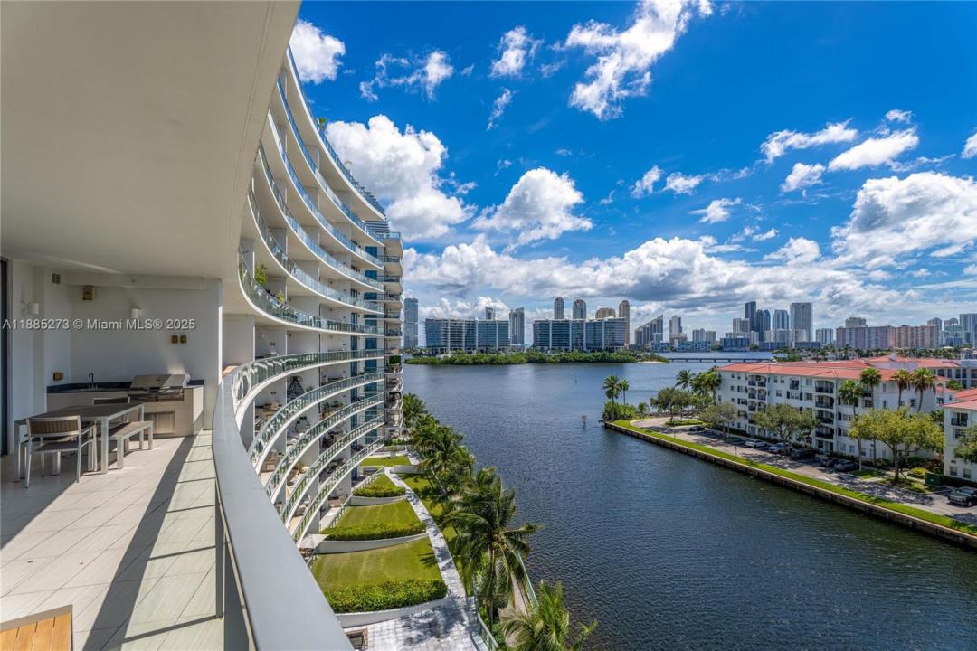 3250 NE 188th St 603, Aventura, Floride 33180, États-Unis