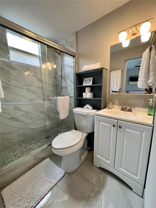 Miami, Florida 33129