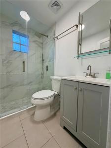 361 SW 20th Rd Cottage A, Miami, Florida 33129, USA