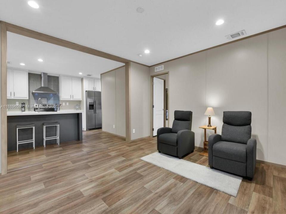 1079 SUMMERALL RD, Other City - In The State Of Florida, Флорида 33935, Соединенные Штаты