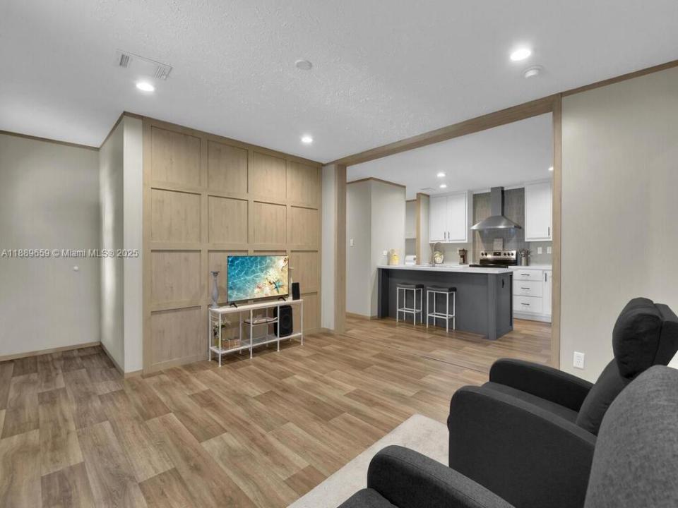 1079 SUMMERALL RD, Other City - In The State Of Florida, Флорида 33935, Соединенные Штаты