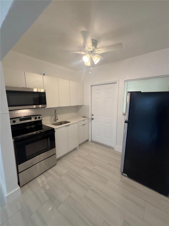 671 SW 7th St 6, Miami, 佛罗里达州 33130, 美国