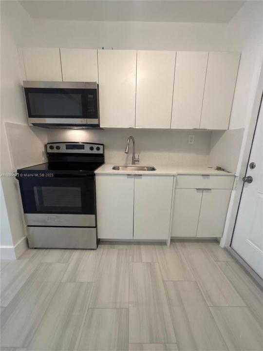 671 SW 7th St 6, Miami, 佛罗里达州 33130, 美国