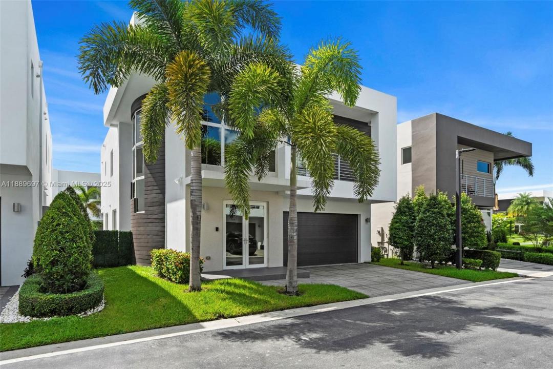 9730 NW 75th Ter 9730, Doral, Florida 33178, Stati Uniti