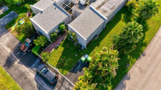 9655 NW 26th Ct 2, Sunrise, Florida 33322, USA
