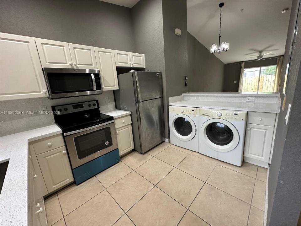 3944 SW 48th Ave, Pembroke Park, Floride 33023, États-Unis
