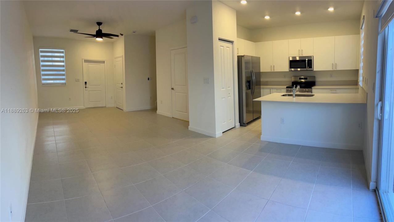 2451 SE 28th St 2451, Homestead, Флорида 33035, Соединенные Штаты