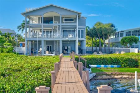 67 N Bounty Ln, Key Largo, Florida 33037, USA