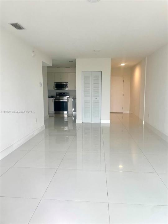 10950 NW 82nd St 215, Doral, Florida 33178