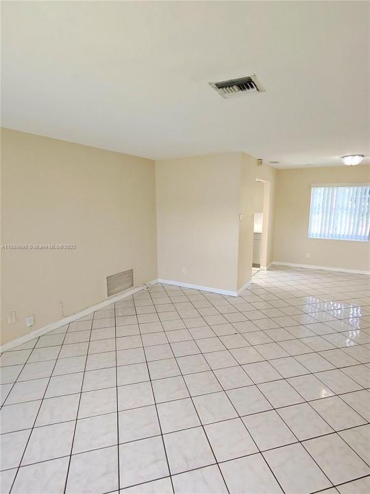 4231 NW 27th St N/A, Lauderhill, Flórida 33313, Estados Unidos