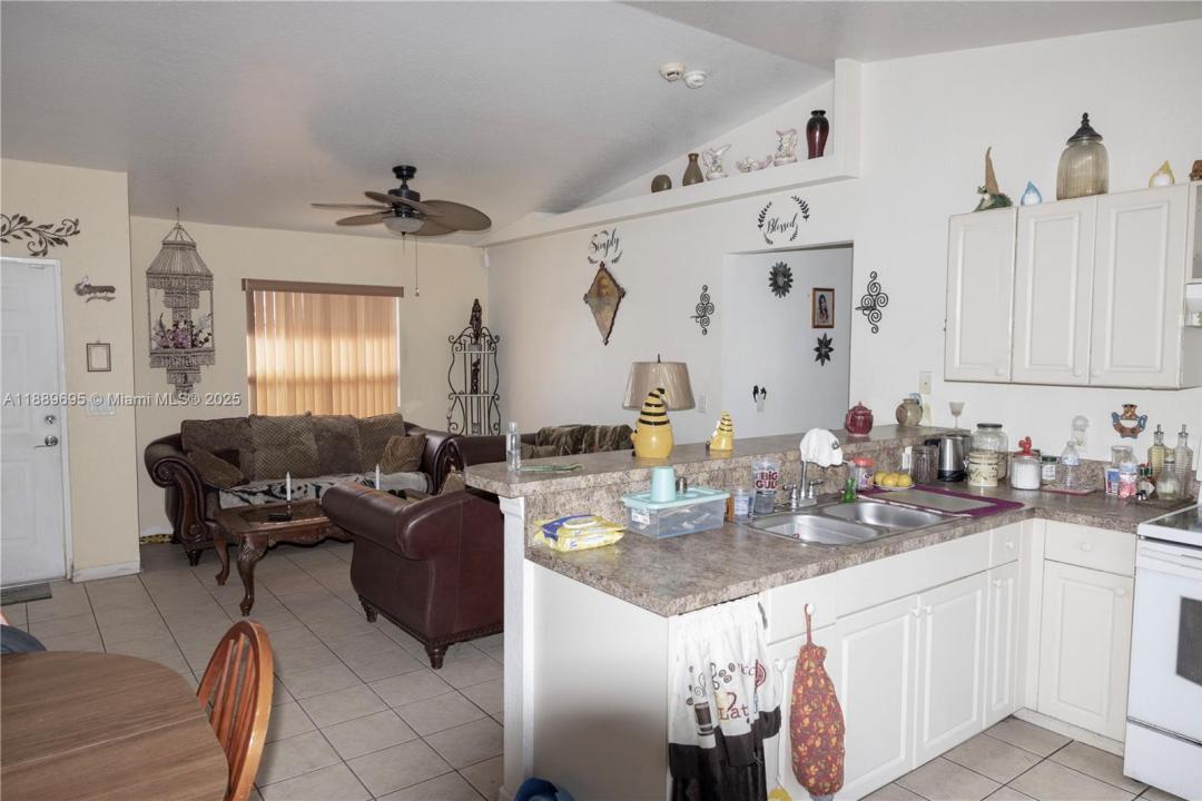 3906 3609 22nd St SW, Lehigh Acres, Flórida 33976, Estados Unidos