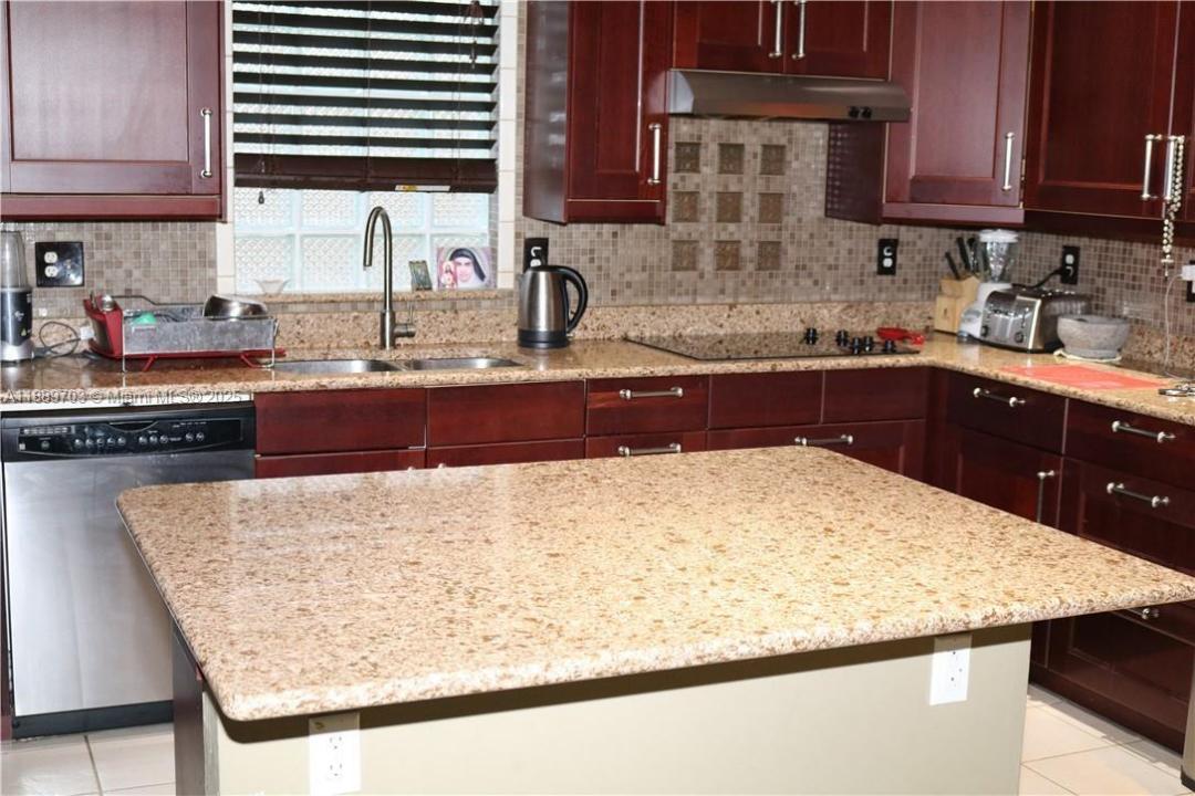 12341 SW 1st STREET 0, Coral Springs, Florida 33071, Estados Unidos