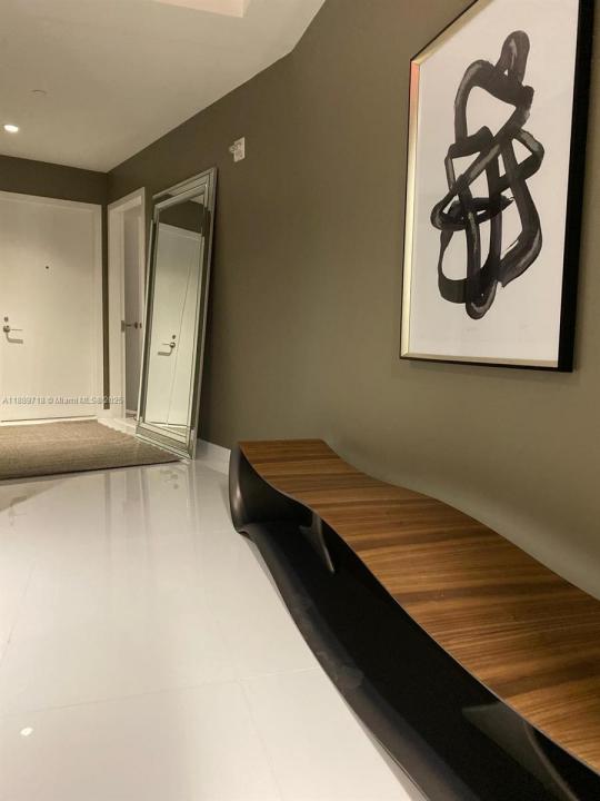 851 NE 1st Ave 2501, Miami, فلوريدا 33132, الولايات المتحدة