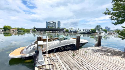 145 N Shore Dr 3, Miami Beach, Florida 33141, USA