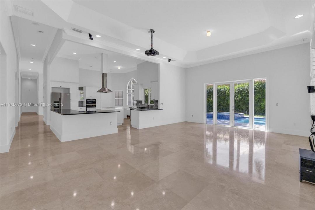 17910 SW 80th Ave, Palmetto Bay, Florida 33157