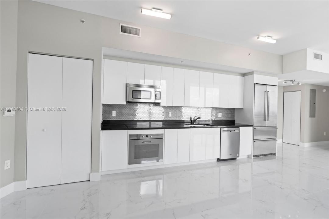 92 SW 3rd St 5206, Miami, フロリダ 33130, アメリカ合衆国