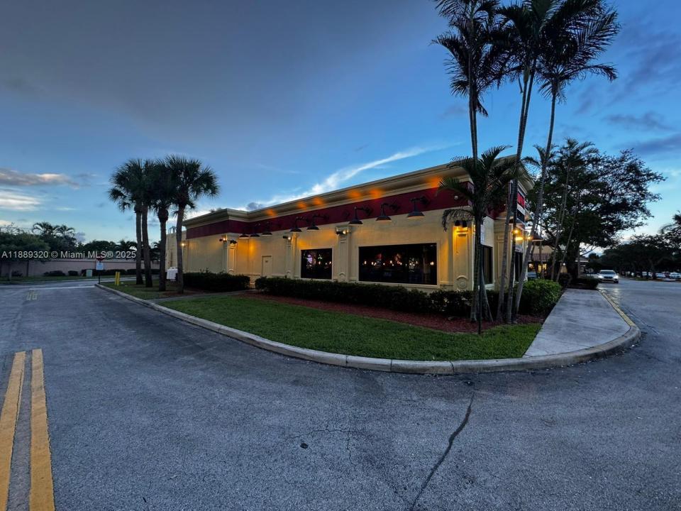 3887 W Hillsboro Blvd, Deerfield Beach, フロリダ 33442, アメリカ合衆国