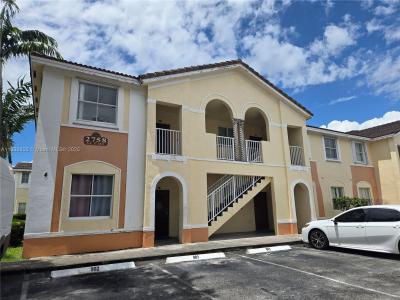 2758 SE 17th Ave 203, Homestead, Florida 33035, USA