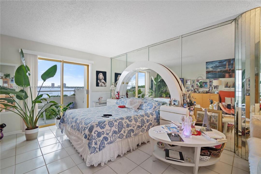 7904 West Dr 714, North Bay Village, Floride 33141, États-Unis