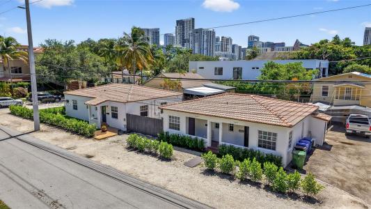 1121 NE 2nd St, Fort Lauderdale, Florida 33301, USA