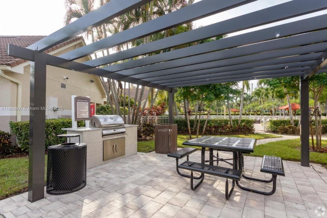 7575 Hampton Blvd 7625, North Lauderdale, פלורידה 33068, ארצות הברית של אמריקה