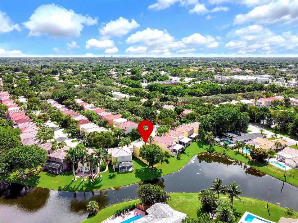 8713 NW 6th Ct, Coral Springs, فلوريدا 33071, الولايات المتحدة