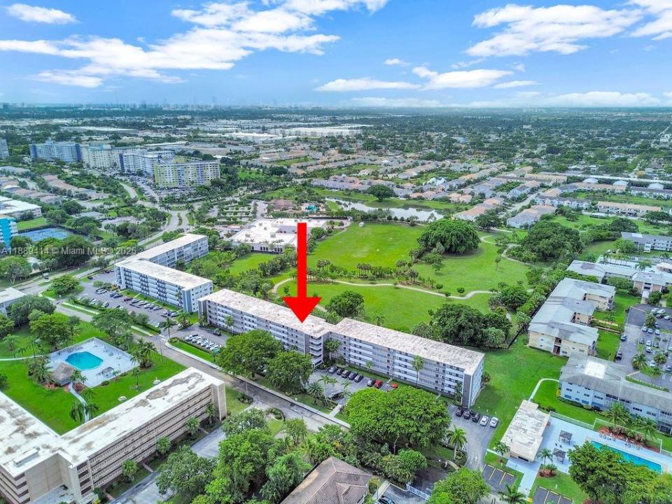 4800 Hillcrest Ln 210, Hollywood, Florida 33021, Estados Unidos