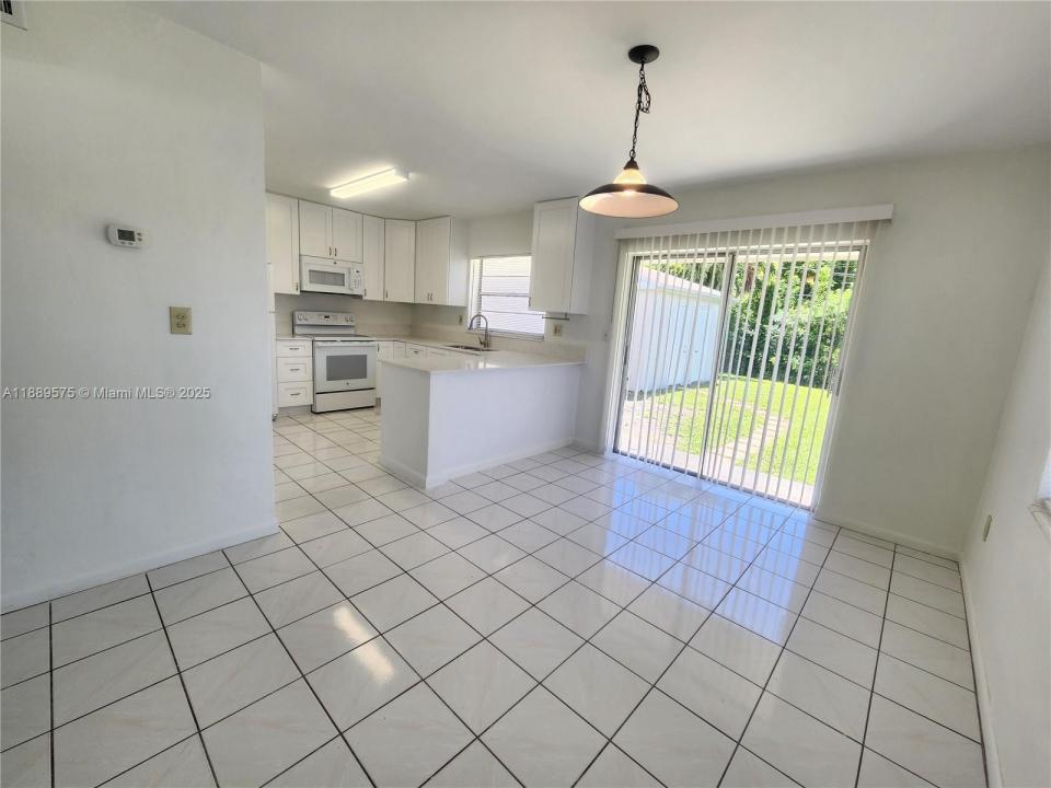 18637 SW 100th Ave 18637, Cutler Bay, Flórida 33157, Estados Unidos