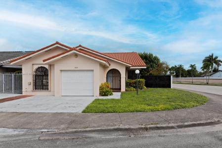 14207 SW 51st St, Miami, Florida 33175, USA