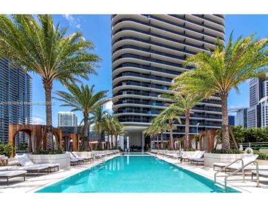 801 S Miami Ave 4406, Miami, Florida 33130, USA