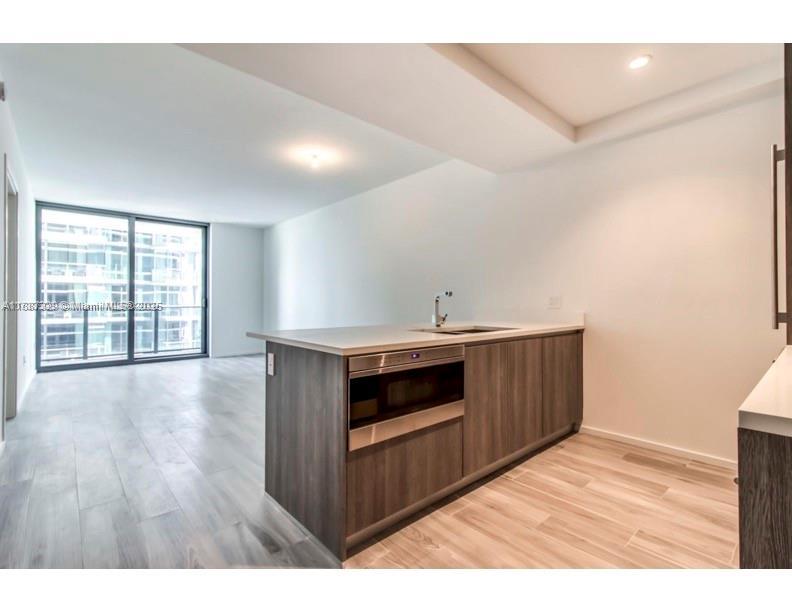 801 S Miami Ave 4406, Miami, Флорида 33130, Соединенные Штаты