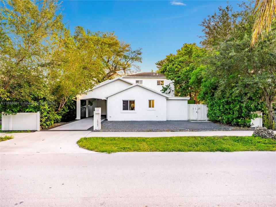 1922 Garfield St, Hollywood, Florida 33020, USA