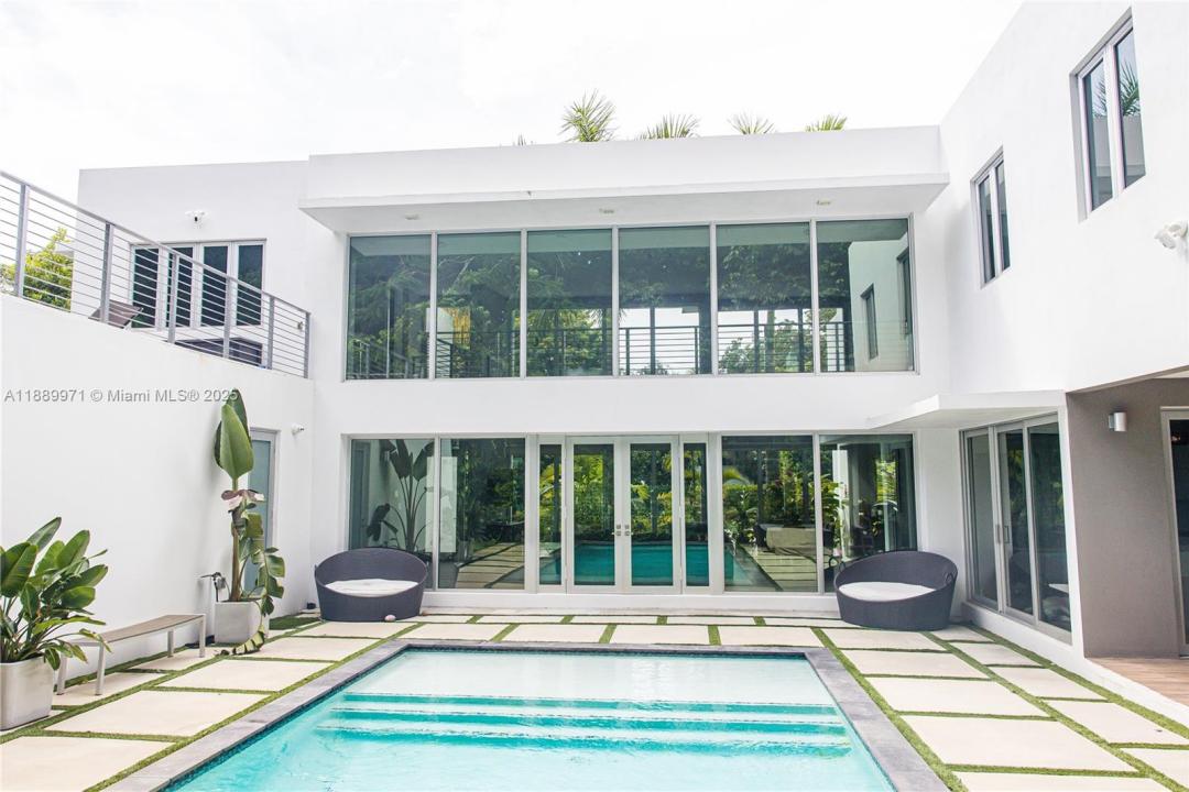 Miami, Florida 33143, HOA KỲ