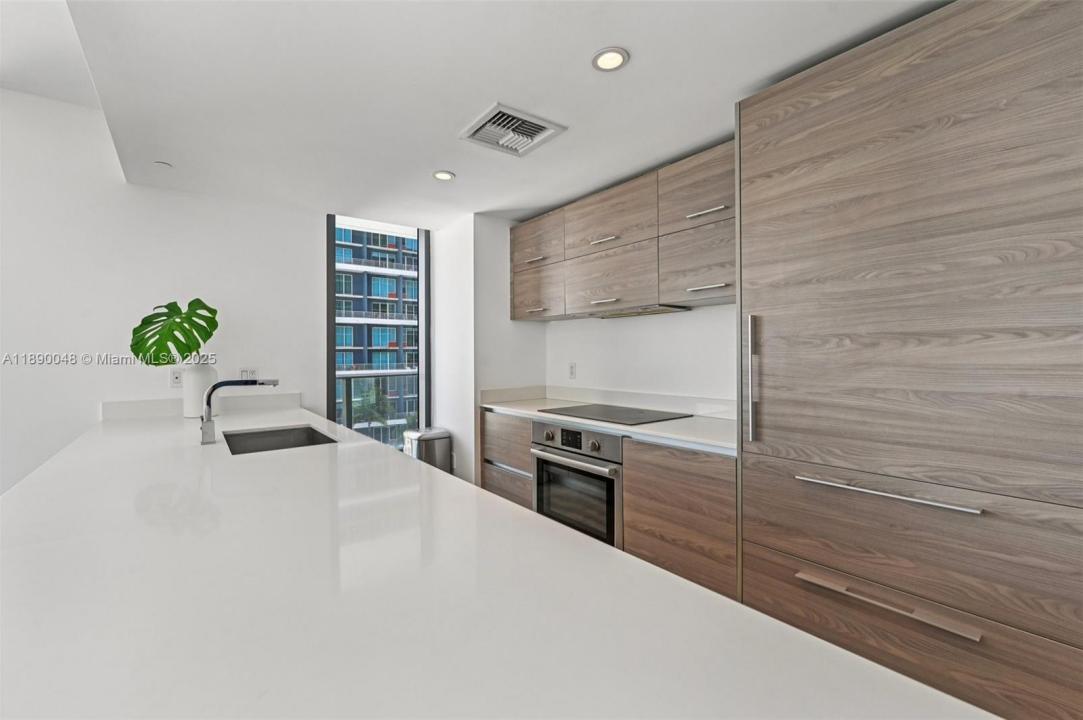 1300 S Miami Ave 1706, Miami, Flórida 33130, Estados Unidos