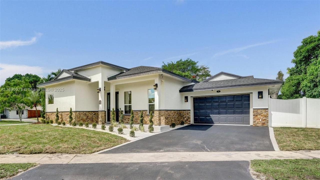 300 W Chaminade Dr, Hollywood, 佛罗里达州 33021, 美国