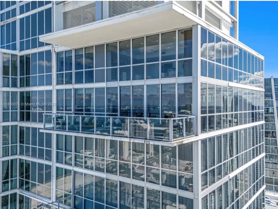 1100 Biscayne Blvd 6307, Miami, 佛罗里达州 33132, 美国