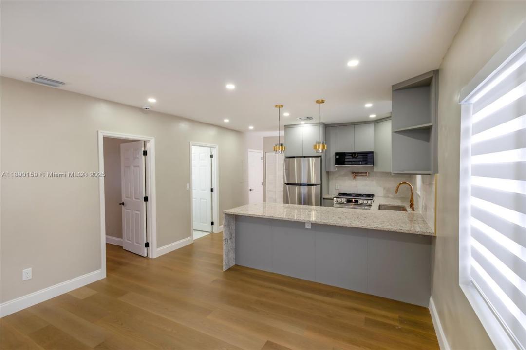 1852 NW 85th St, Miami, Florida 33147, Stati Uniti