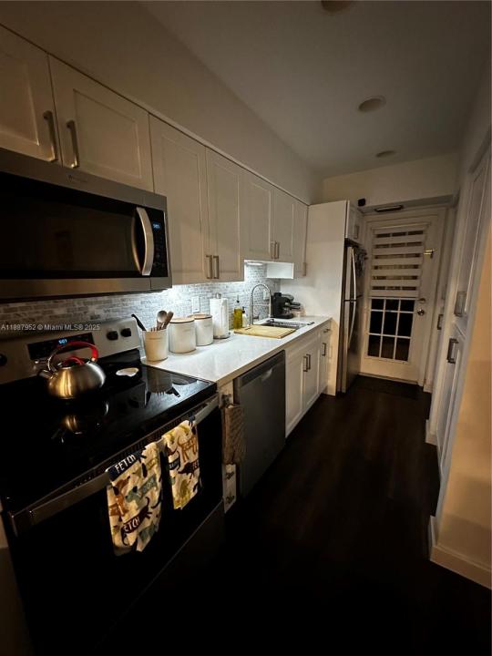 3971 Coral Springs Dr 17, Coral Springs, Florida 33065