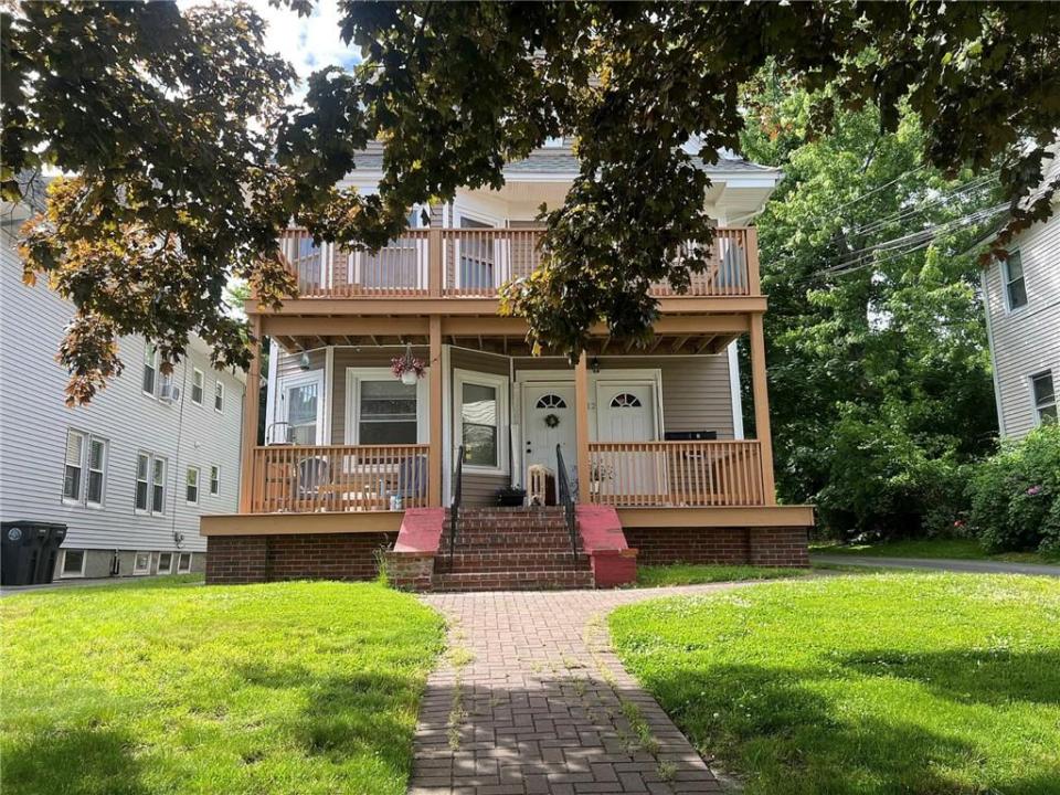 112 Norwood Avenue 2nd Fl., Cranston, Rhode Island 02905