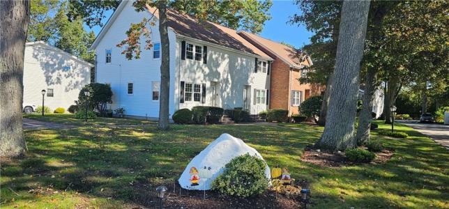 107 Forestwood Drive, North Providence, Rhode Island 02904, Estados Unidos