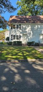 107 Forestwood Drive, North Providence, Rhode Island 02904, États-Unis