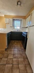 107 Forestwood Drive, North Providence, Rhode Island 02904, États-Unis