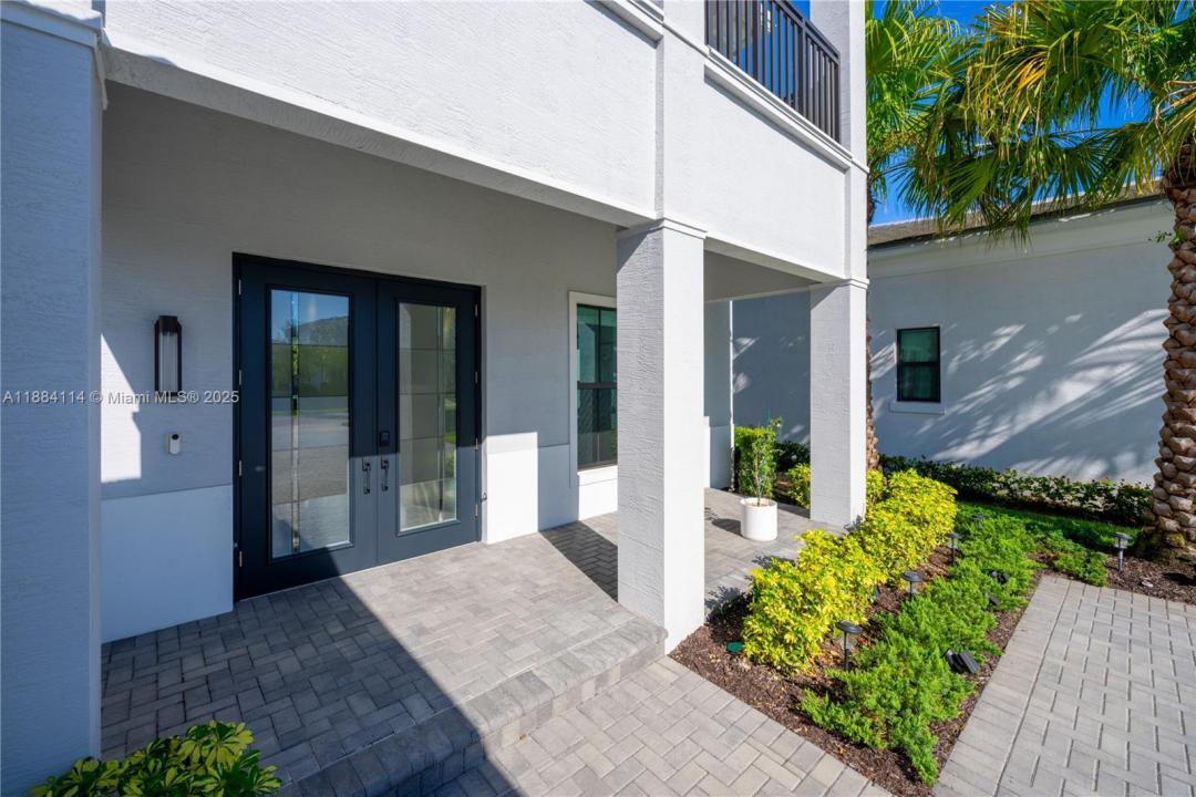 13402 Artisan Cir, Palm Beach Gardens, Florida 33418