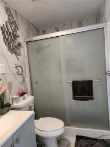 4361 NW 35th Ave, Lauderdale Lakes, Florida 33309, USA