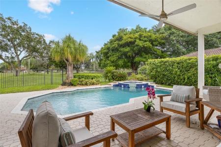 2534 Golf View Dr, Weston Hills Cc, Weston, Florida 33327