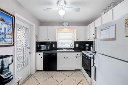 5300 Washington St U405, Hollywood, Florida 33021, USA