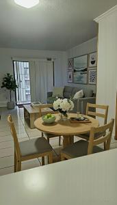 2319 W 60th St D204, Hialeah, Florida 33016, USA